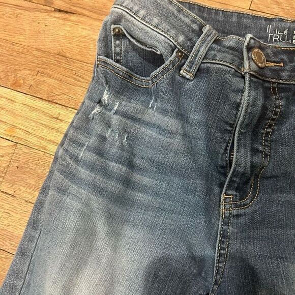 Time and Tru jeans skinny size 4 - Picture 2 of 7